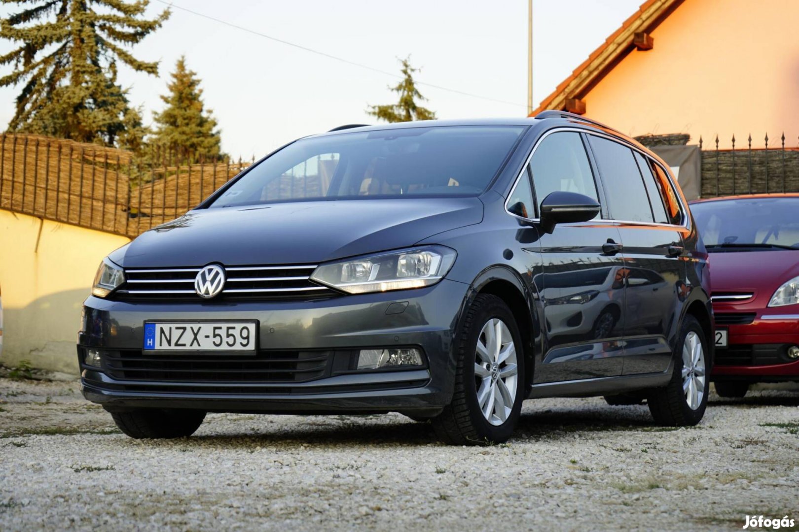 Volkswagen Touran 1.4 TSI BMT Comfortline [7 sz...